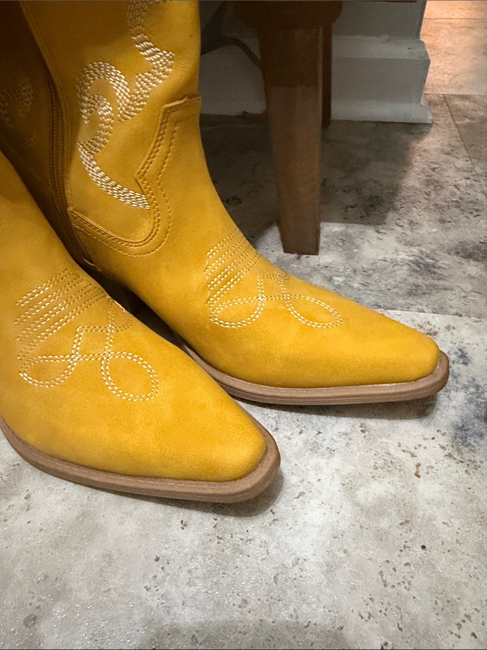 Golden Yellow Western-Stitch Knee-High Boot size 8 - Picture 3 of 6